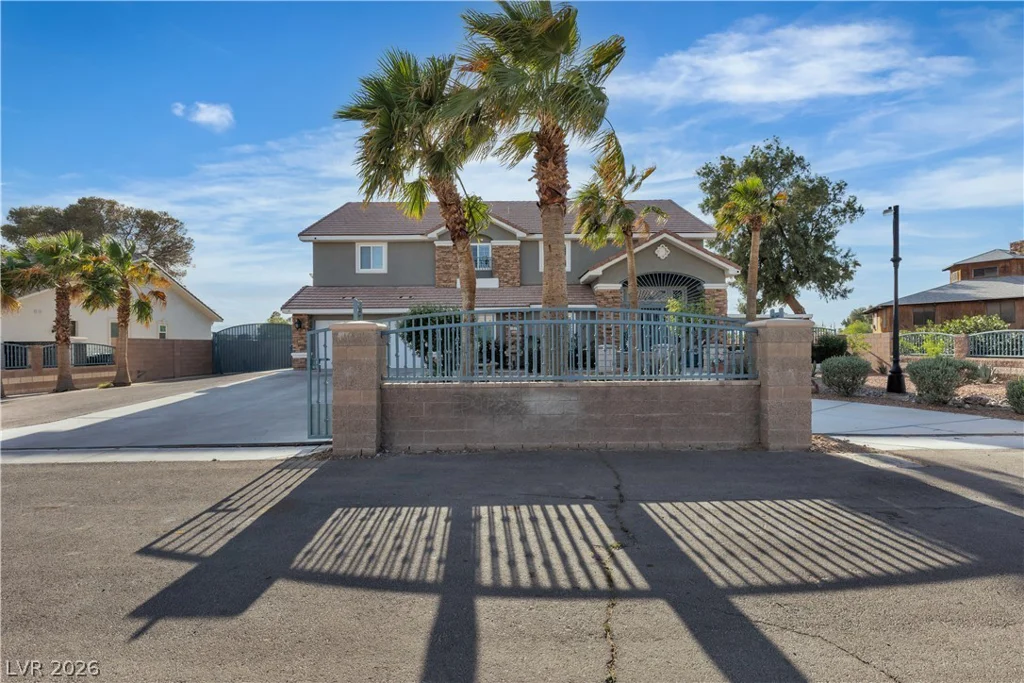 131 Beesley, Las Vegas, NV 89110
