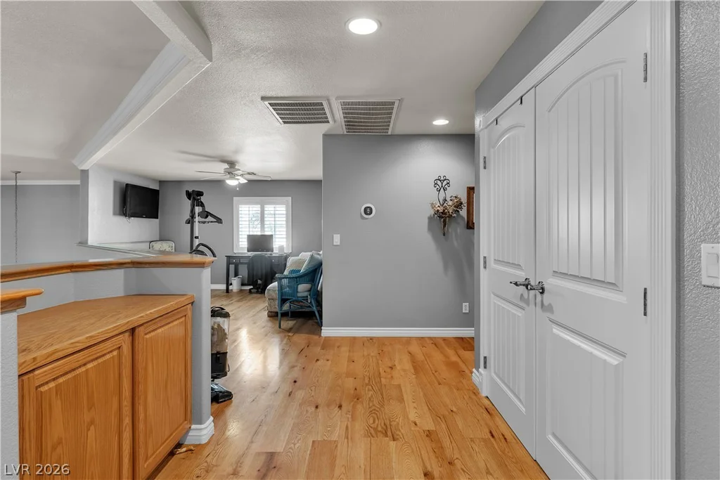 131 Beesley, Las Vegas, NV 89110
