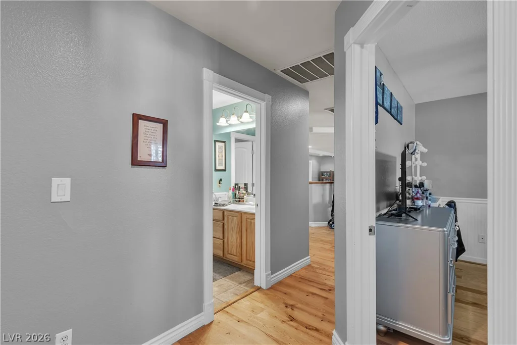 131 Beesley, Las Vegas, NV 89110
