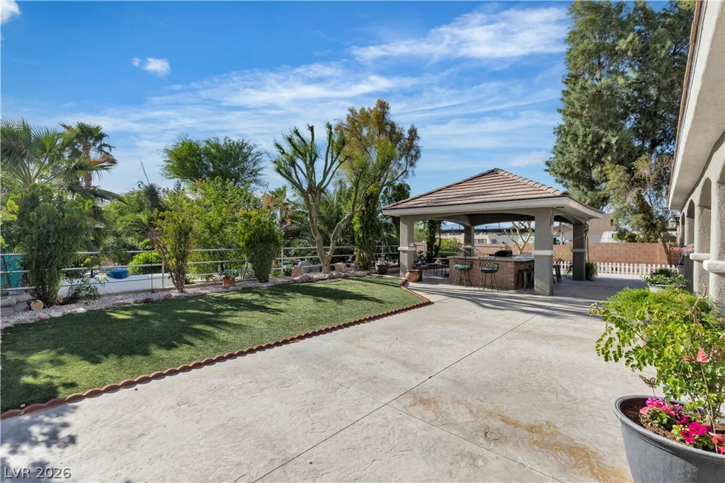 131 Beesley, Las Vegas, NV 89110