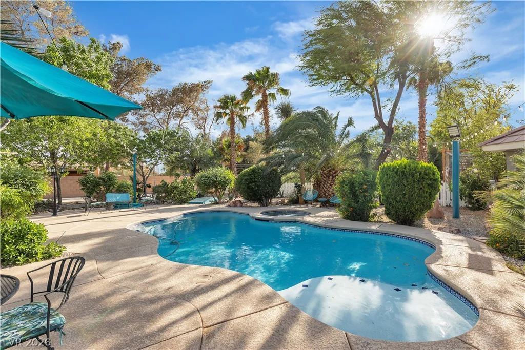 131 Beesley, Las Vegas, NV 89110