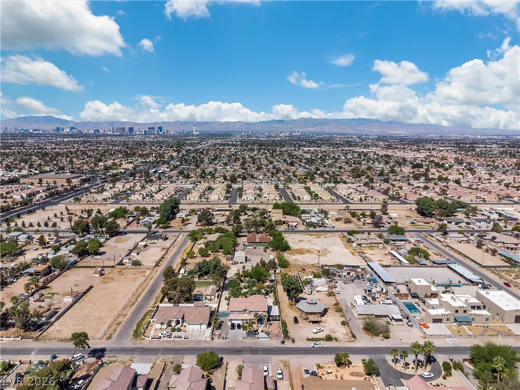 131 Beesley, Las Vegas, NV 89110