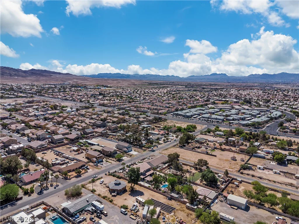 131 Beesley, Las Vegas, NV 89110