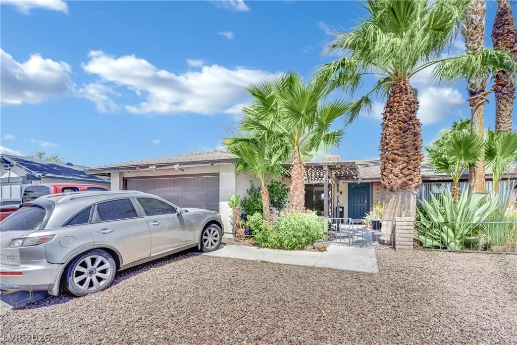 801 Greenbrook, Las Vegas, NV 89110