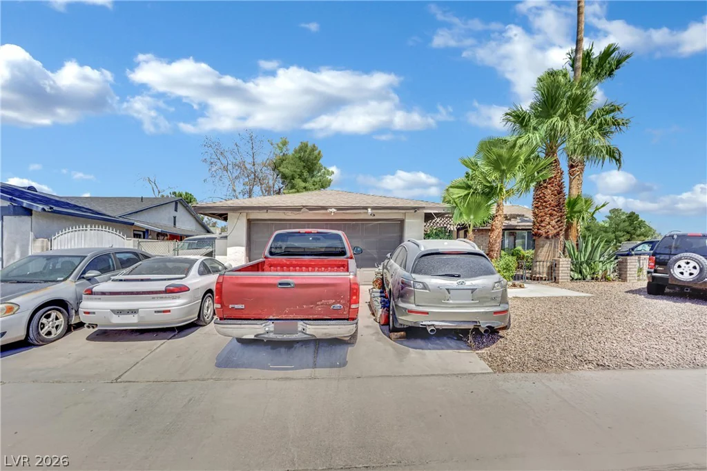 801 Greenbrook, Las Vegas, NV 89110