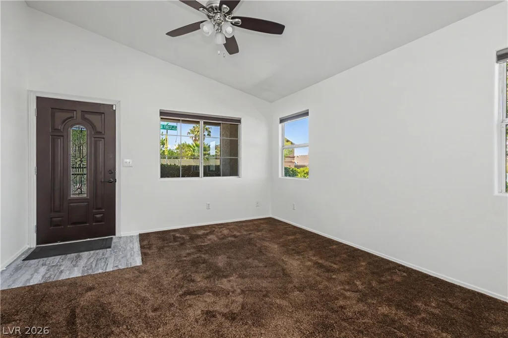 9501 Fox Forest, Las Vegas, NV 89129