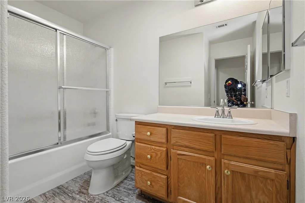 9501 Fox Forest, Las Vegas, NV 89129