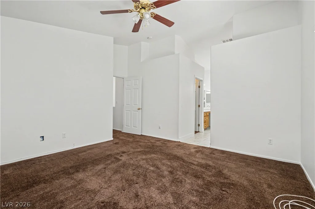 9501 Fox Forest, Las Vegas, NV 89129