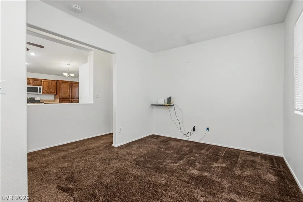 9501 Fox Forest, Las Vegas, NV 89129