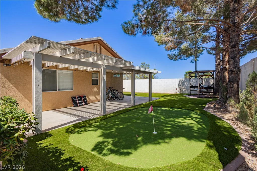 9501 Fox Forest, Las Vegas, NV 89129