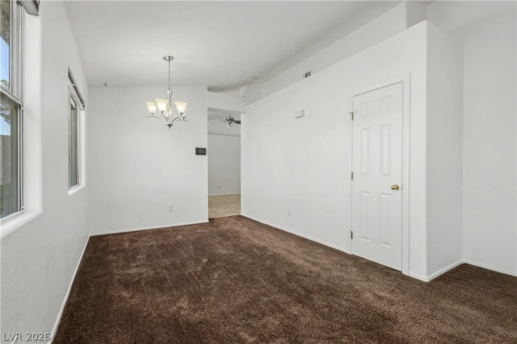 9501 Fox Forest, Las Vegas, NV 89129
