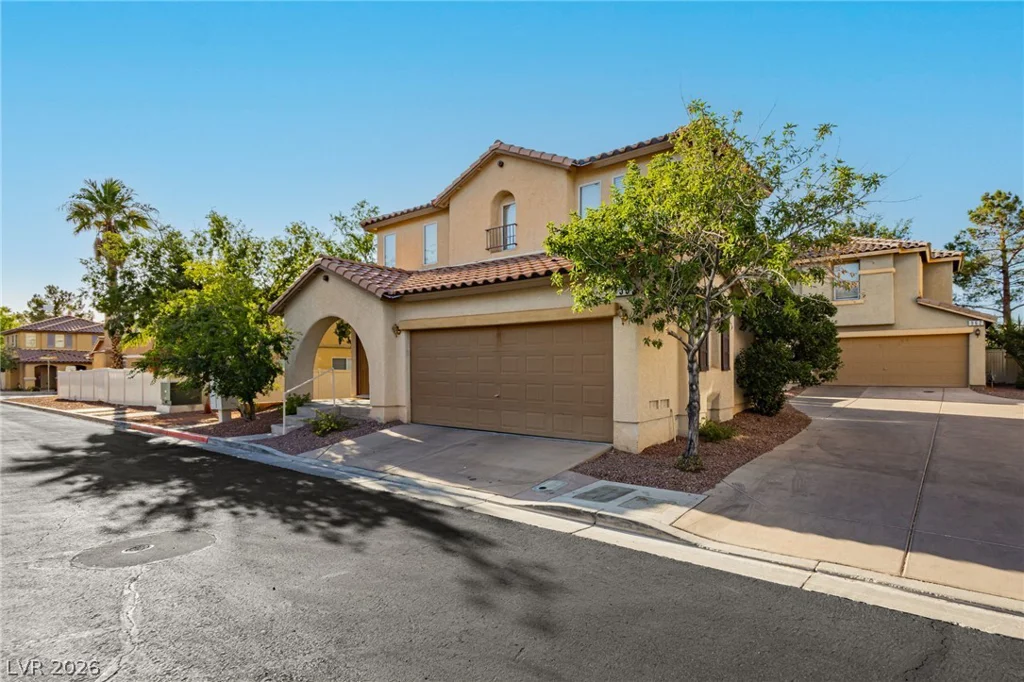 958 Medina De Leon, Henderson, NV 89015