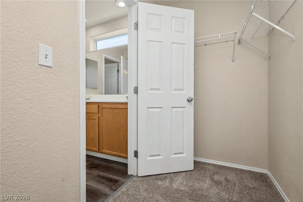 958 Medina De Leon, Henderson, NV 89015