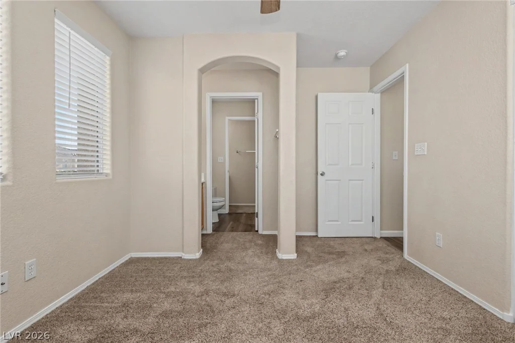 958 Medina De Leon, Henderson, NV 89015