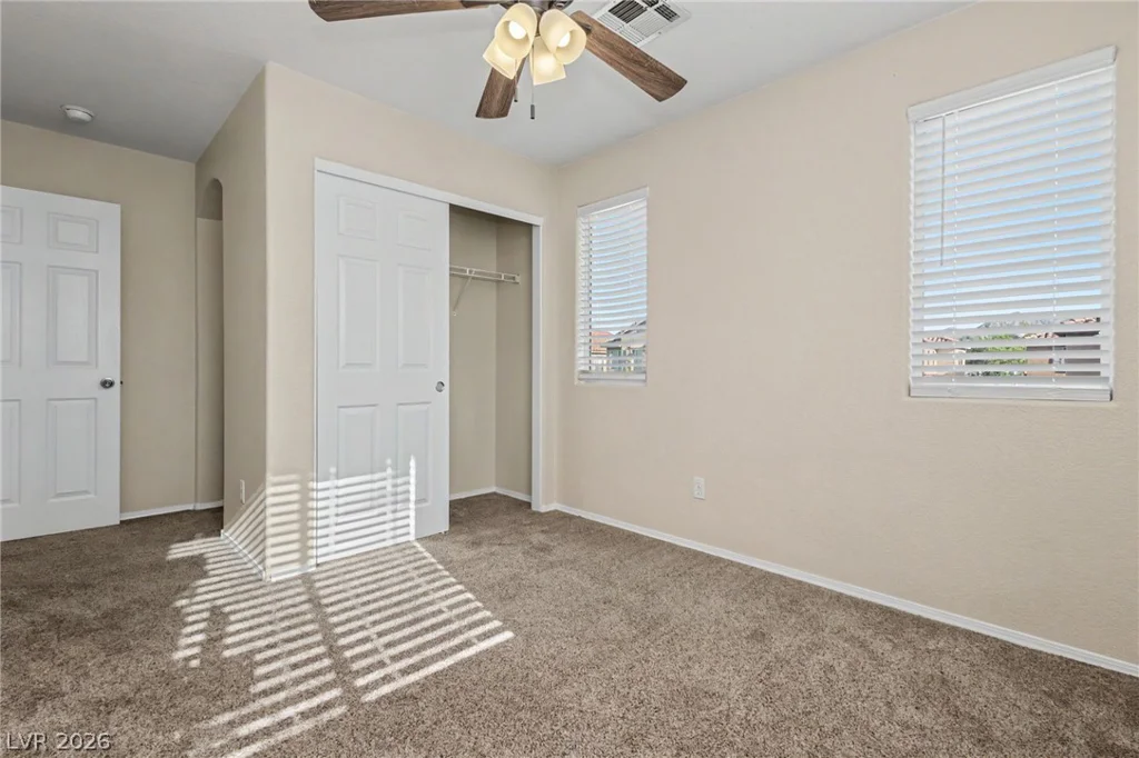 958 Medina De Leon, Henderson, NV 89015
