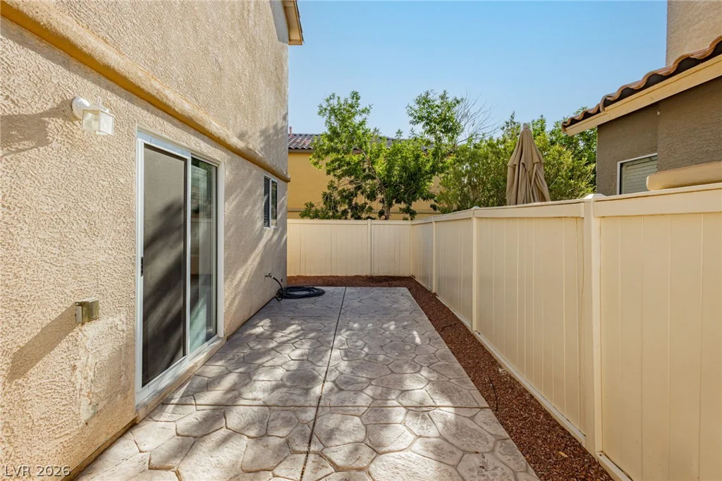 958 Medina De Leon, Henderson, NV 89015