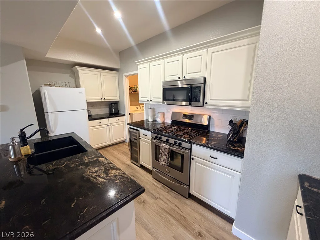 8250 Grand Canyon, Las Vegas, NV 89166