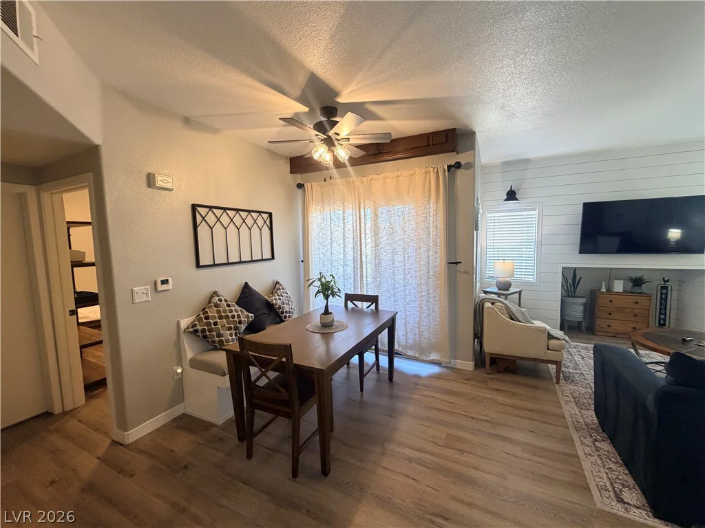 8250 Grand Canyon, Las Vegas, NV 89166
