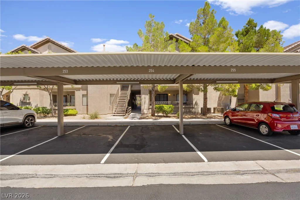 8250 Grand Canyon, Las Vegas, NV 89166