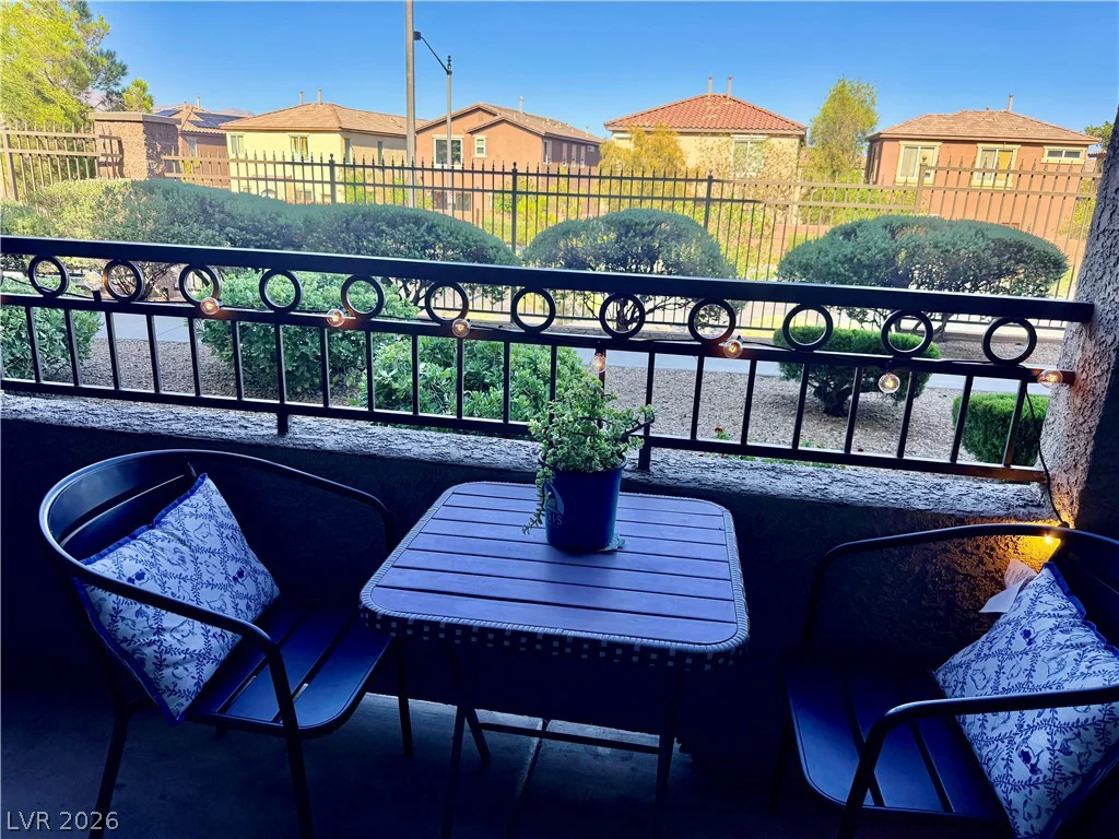 8250 Grand Canyon, Las Vegas, NV 89166