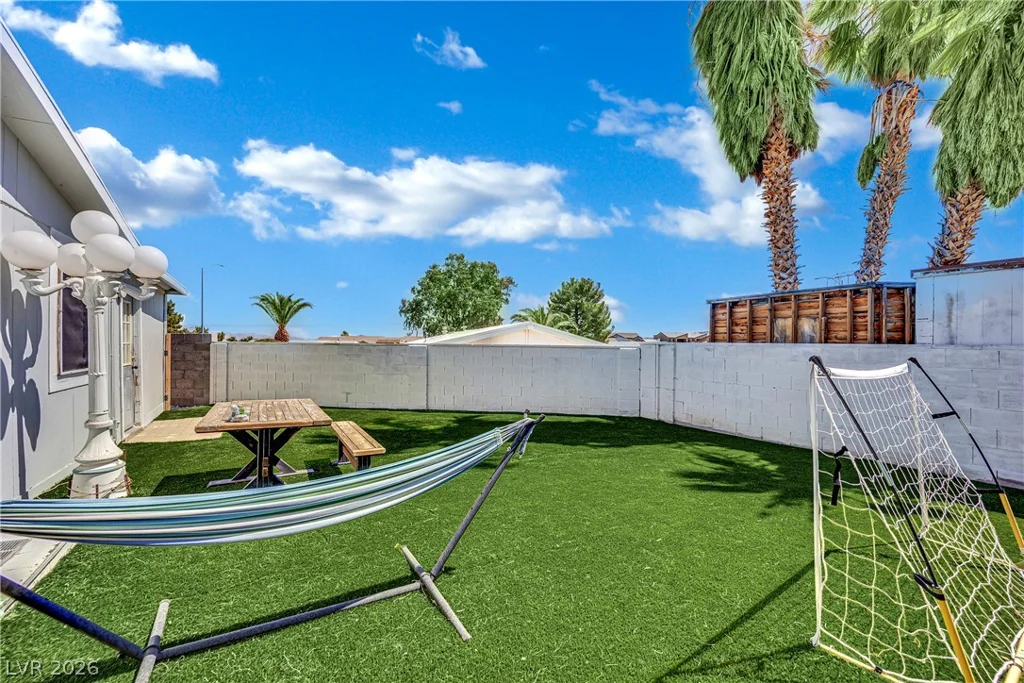 504 Mona, Henderson, NV 89015