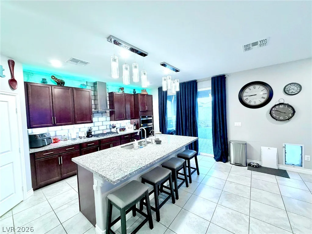 6920 Baylor Creek, North Las Vegas, NV 89086