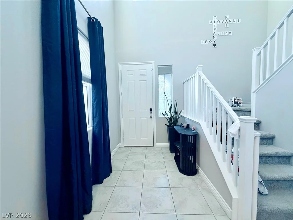 6920 Baylor Creek, North Las Vegas, NV 89086