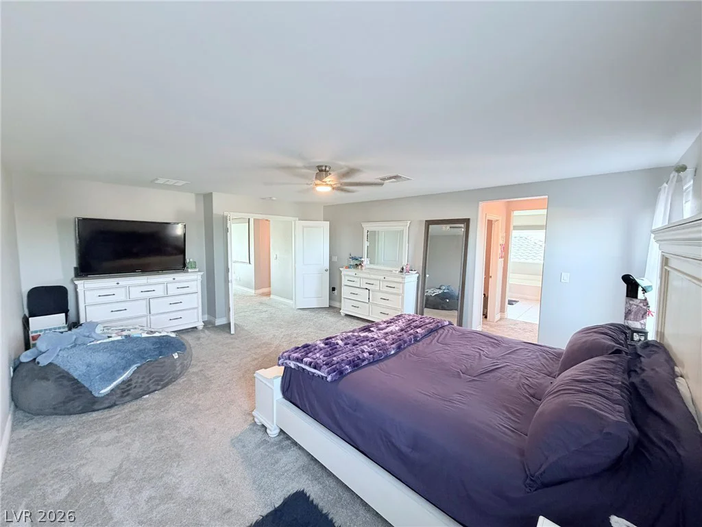 6920 Baylor Creek, North Las Vegas, NV 89086