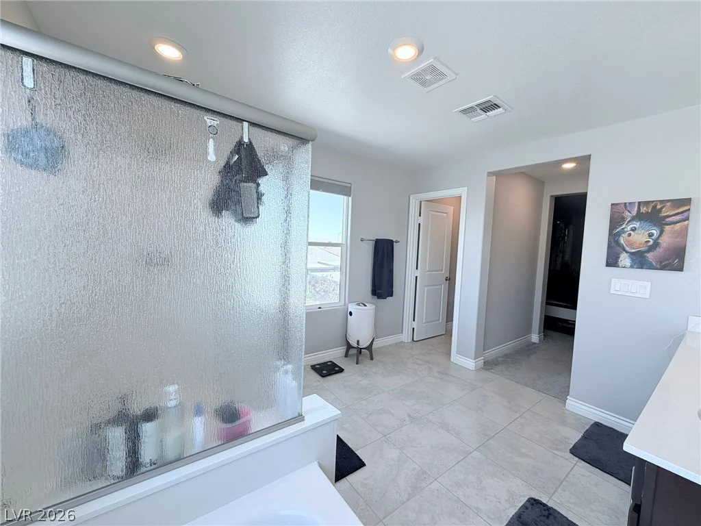 6920 Baylor Creek, North Las Vegas, NV 89086