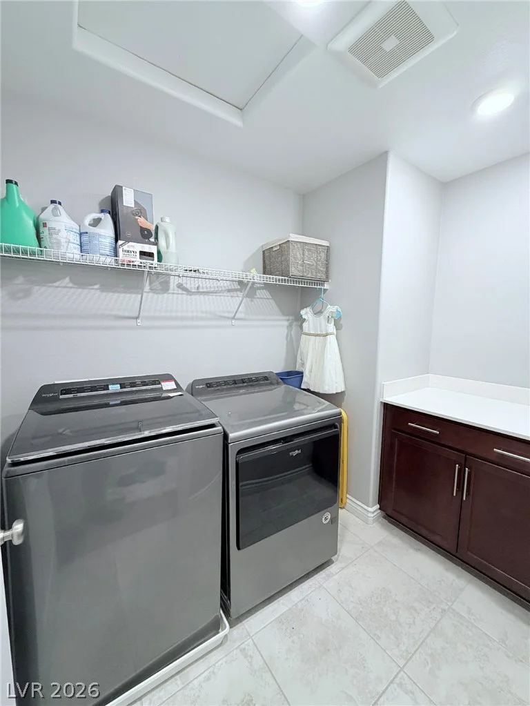 6920 Baylor Creek, North Las Vegas, NV 89086