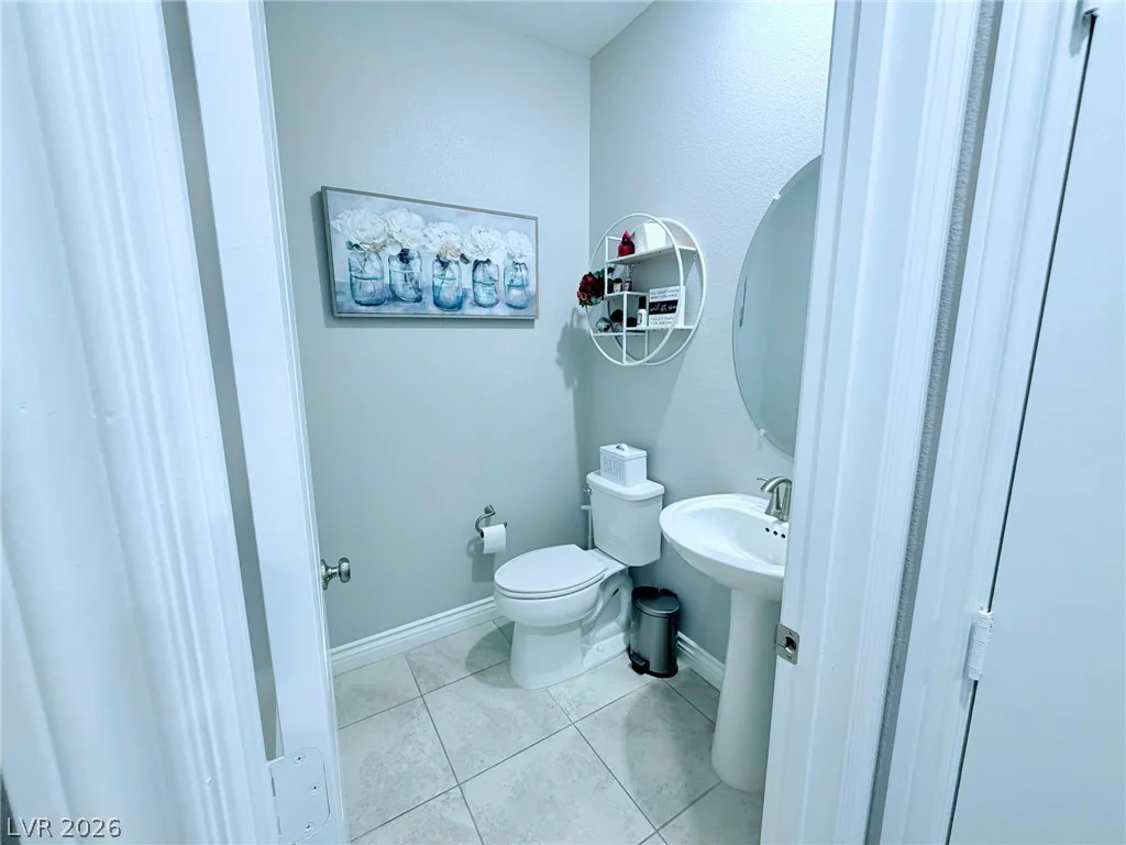 6920 Baylor Creek, North Las Vegas, NV 89086
