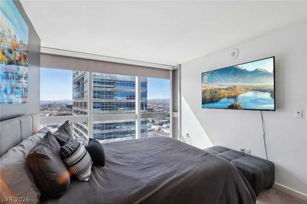 4471 Dean Martin, Las Vegas, NV 89103