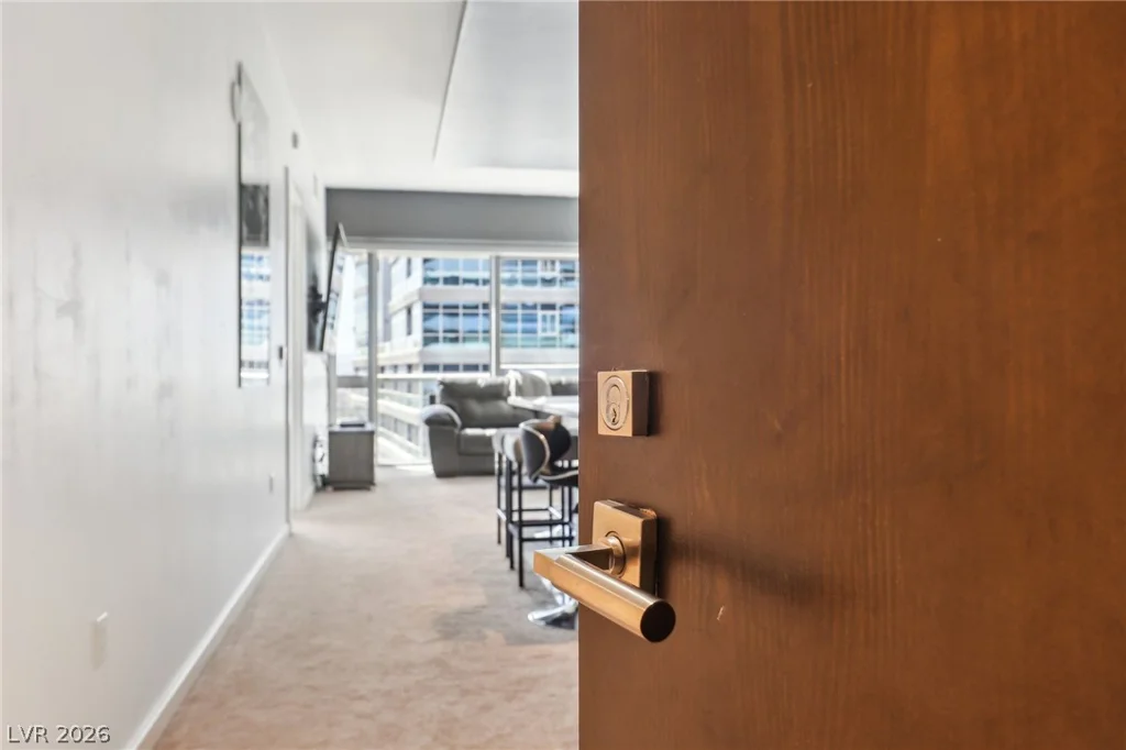 4471 Dean Martin, Las Vegas, NV 89103