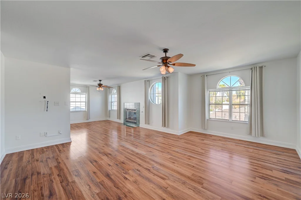 8716 Nautical Bay, Las Vegas, NV 89117