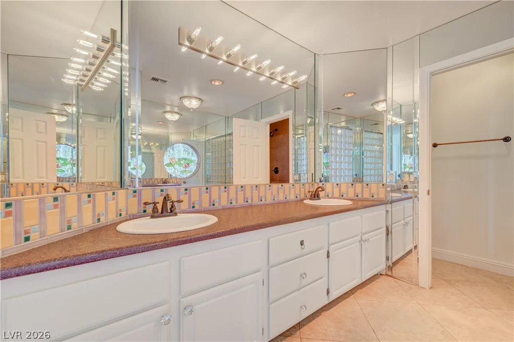 8716 Nautical Bay, Las Vegas, NV 89117