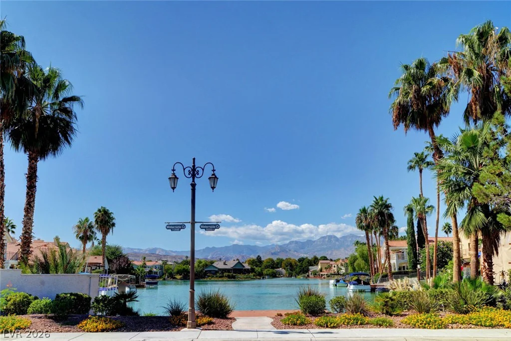 8716 Nautical Bay, Las Vegas, NV 89117