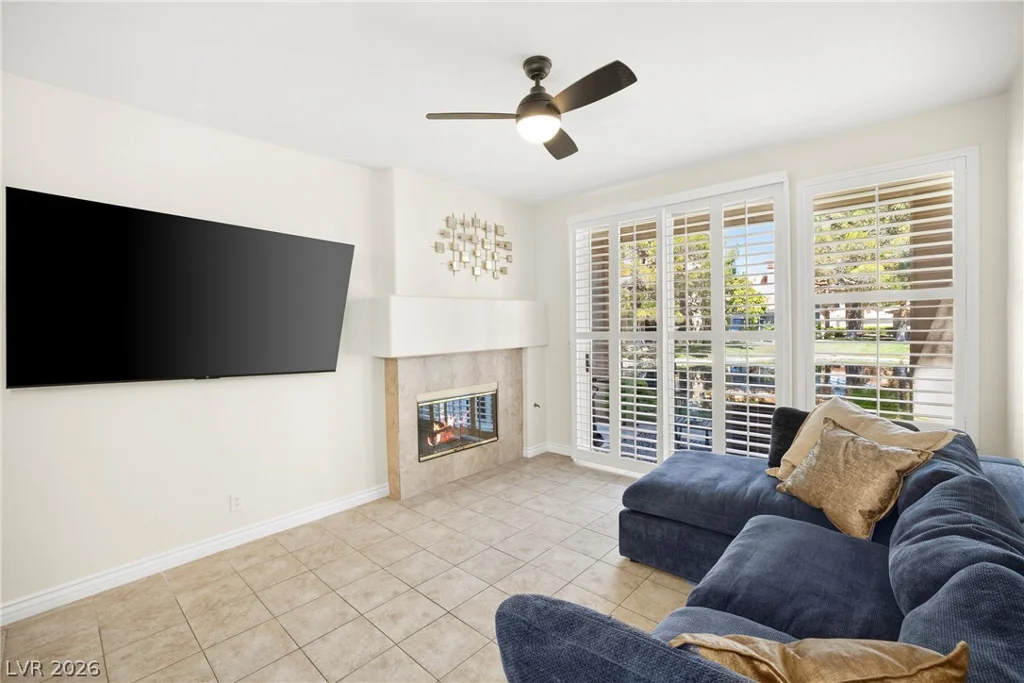 5046 Crooked Stick, Las Vegas, NV 89113