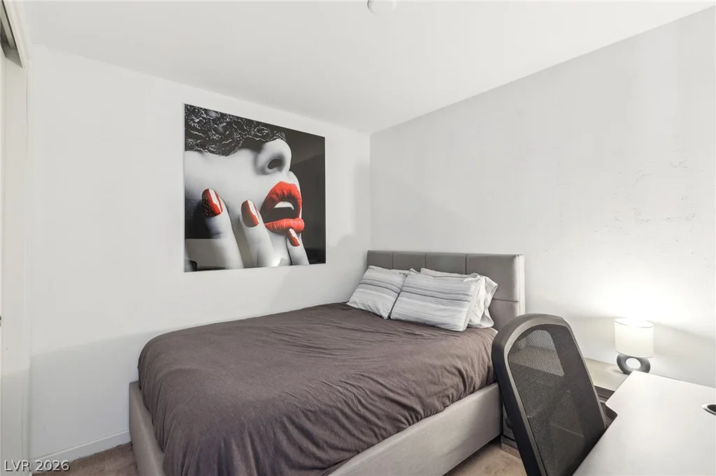 4471 Dean Martin, Las Vegas, NV 89103
