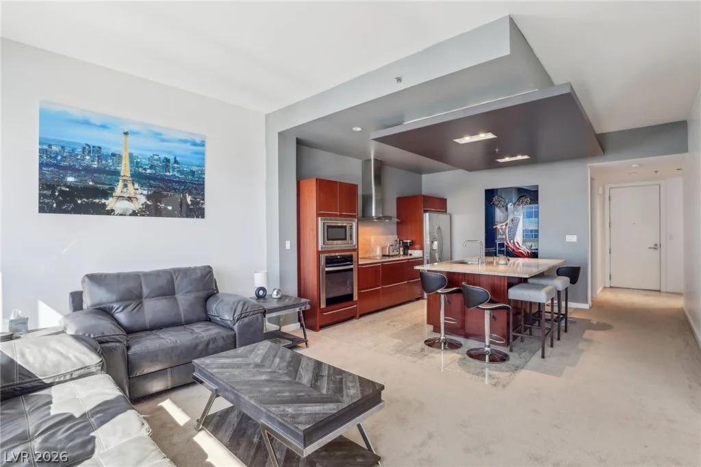 4471 Dean Martin, Las Vegas, NV 89103