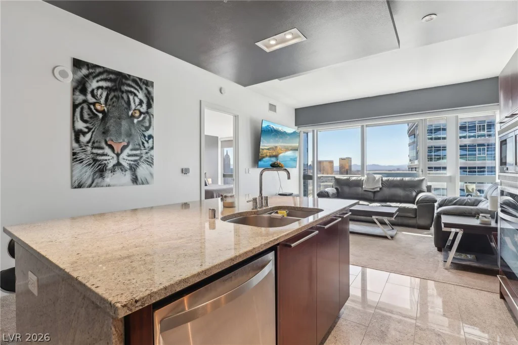 4471 Dean Martin, Las Vegas, NV 89103