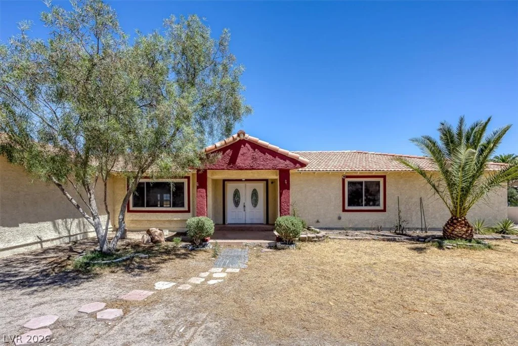 90 Levi, Las Vegas, NV 89183