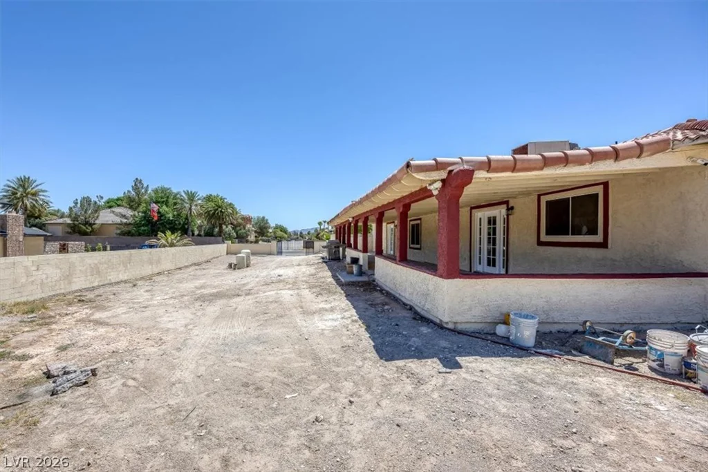 90 Levi, Las Vegas, NV 89183
