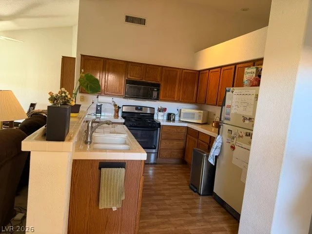 1181 Birdnest, Las Vegas, NV 89123