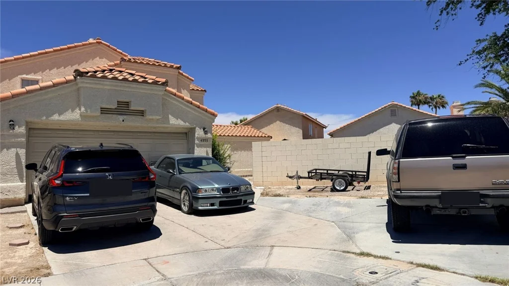 4953 El Sur, North Las Vegas, NV 89031