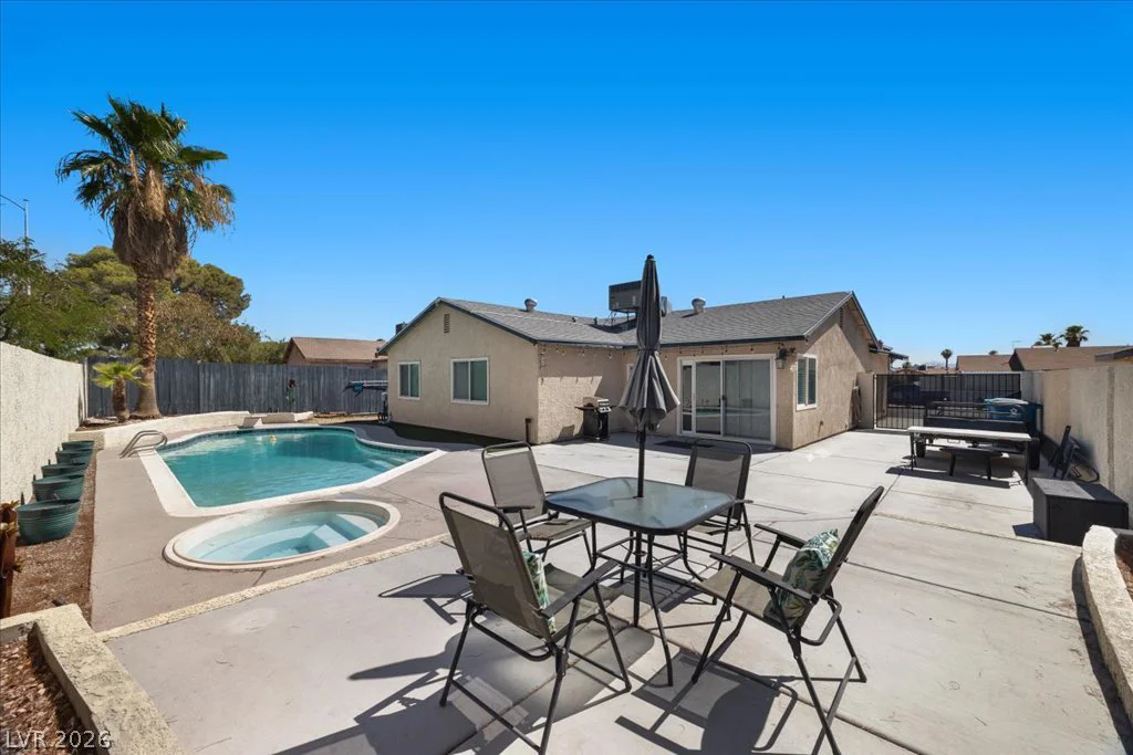 7205 Fenway, Las Vegas, NV 89147