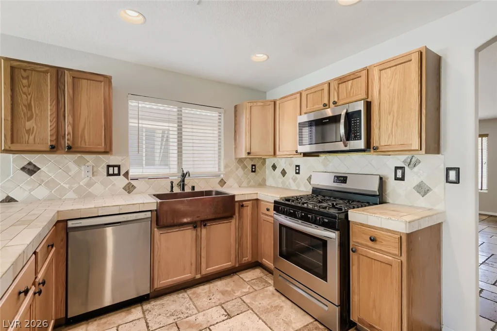 11022 Zampino, Las Vegas, NV 89141