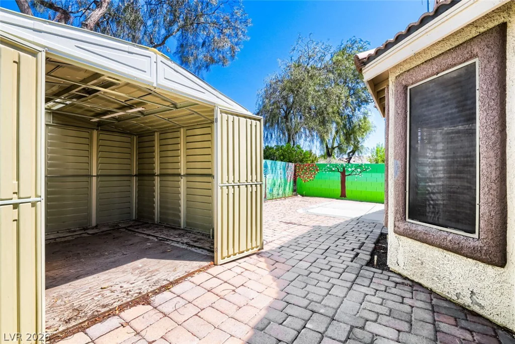 11022 Zampino, Las Vegas, NV 89141