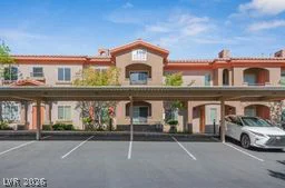 7701 Robindale, Las Vegas, NV 89113