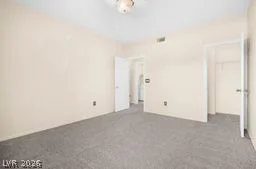 7701 Robindale, Las Vegas, NV 89113