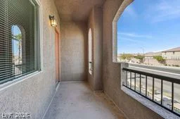7701 Robindale, Las Vegas, NV 89113